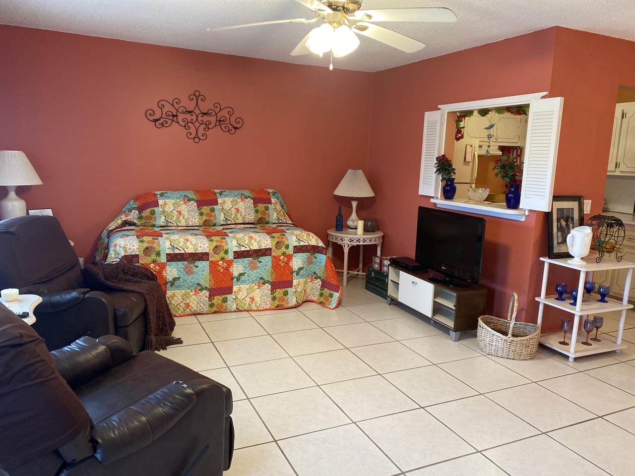 289 Camden L - Photo 1