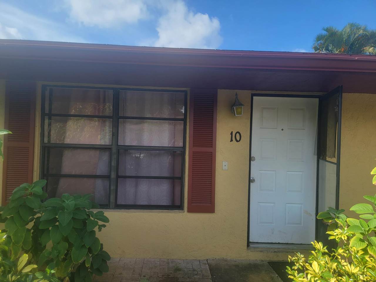 4306 Royal Banyan Way - Photo 1