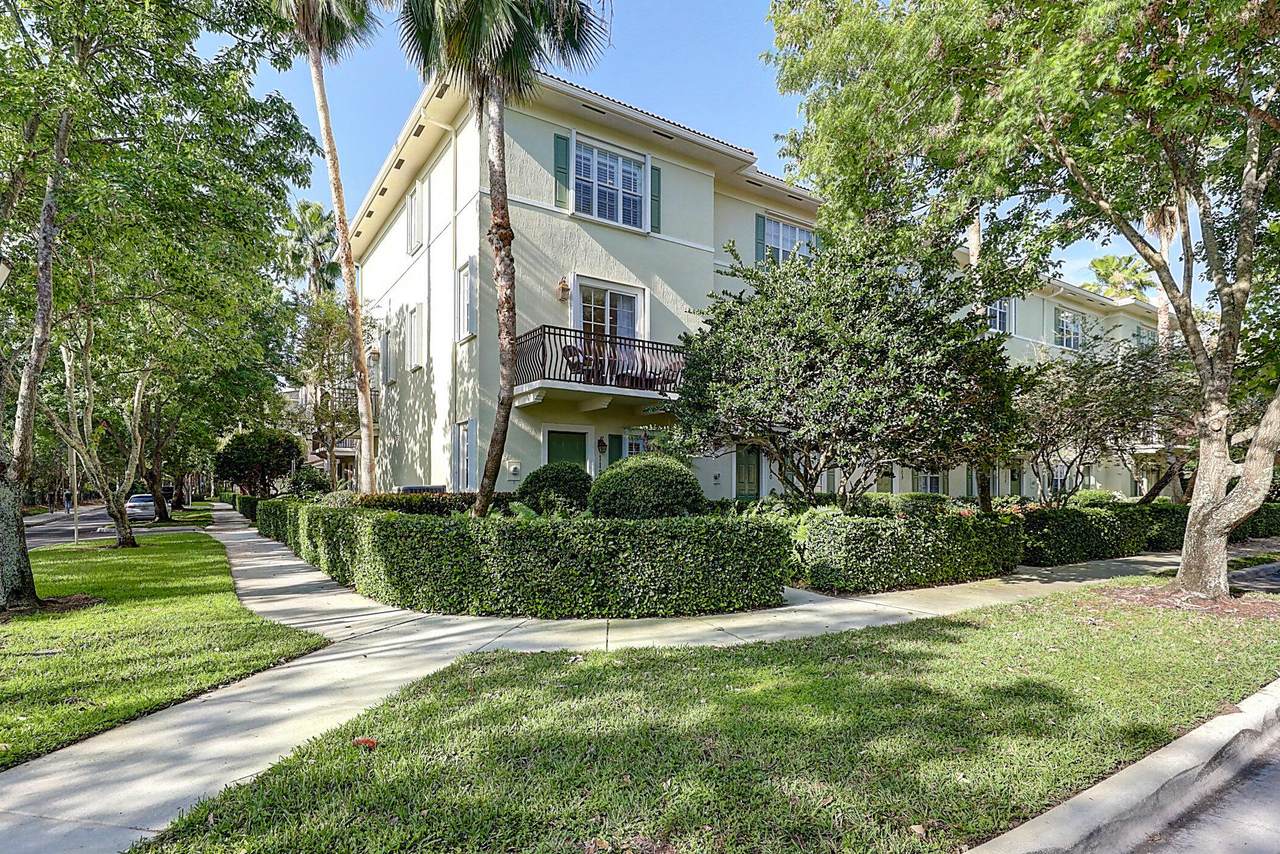 112 Indian Crossing Circle - Photo 1