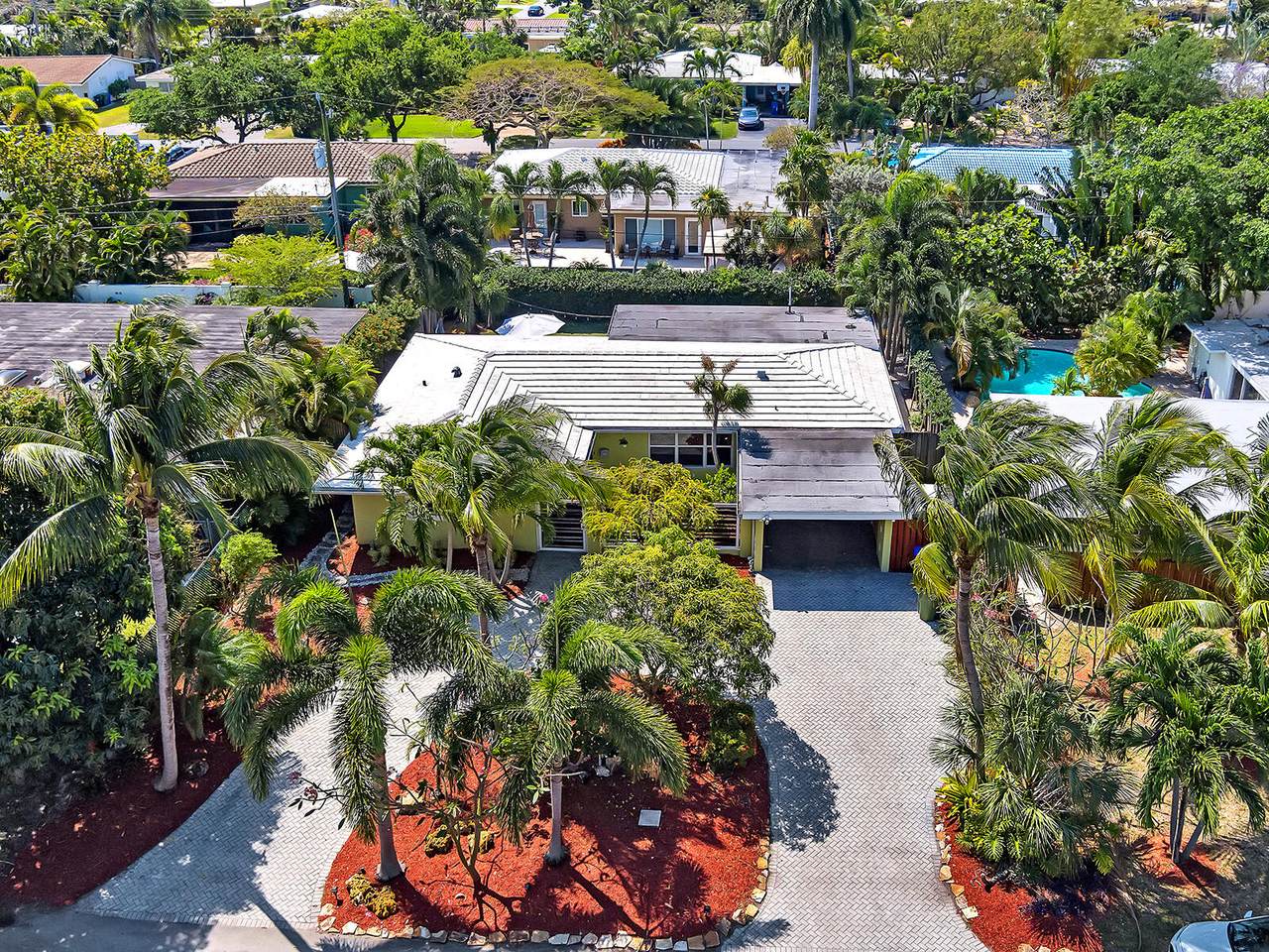 2036 30th Street - Photo 1