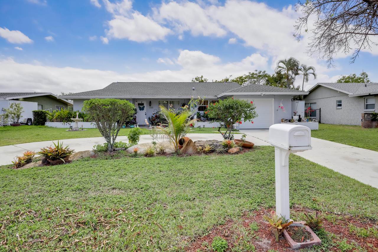 110 Sandpiper Avenue - Photo 1