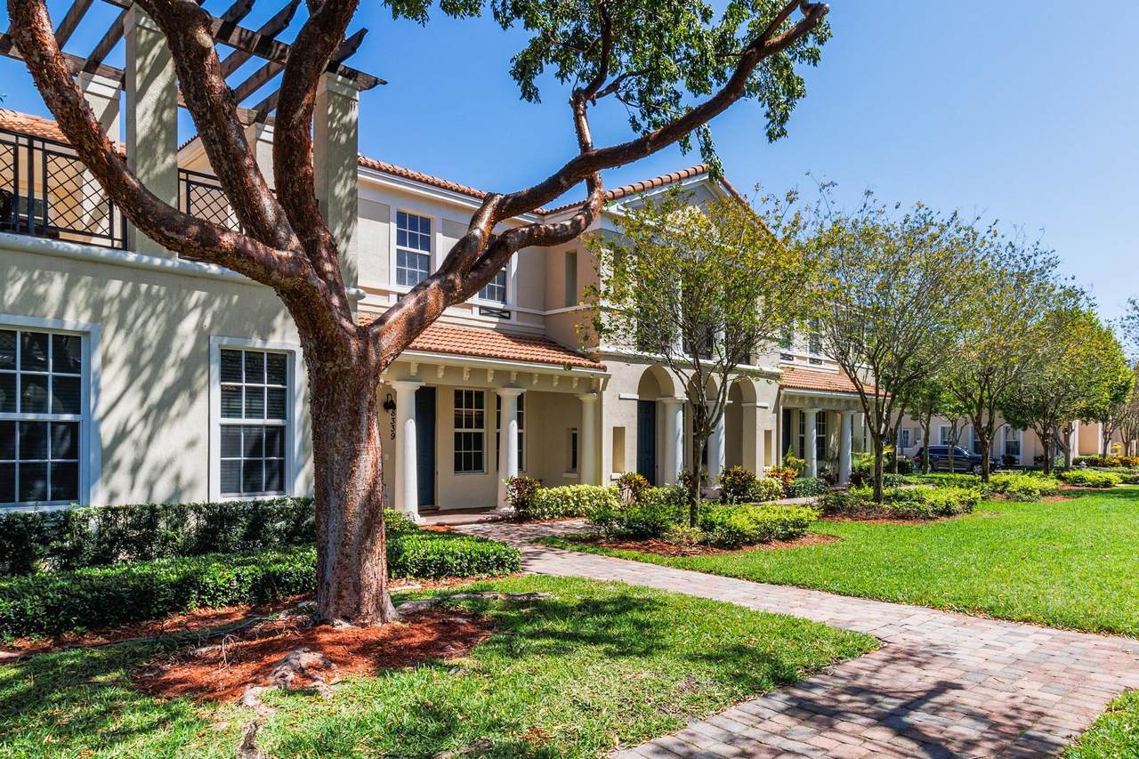 8339 8th Way - Photo 1