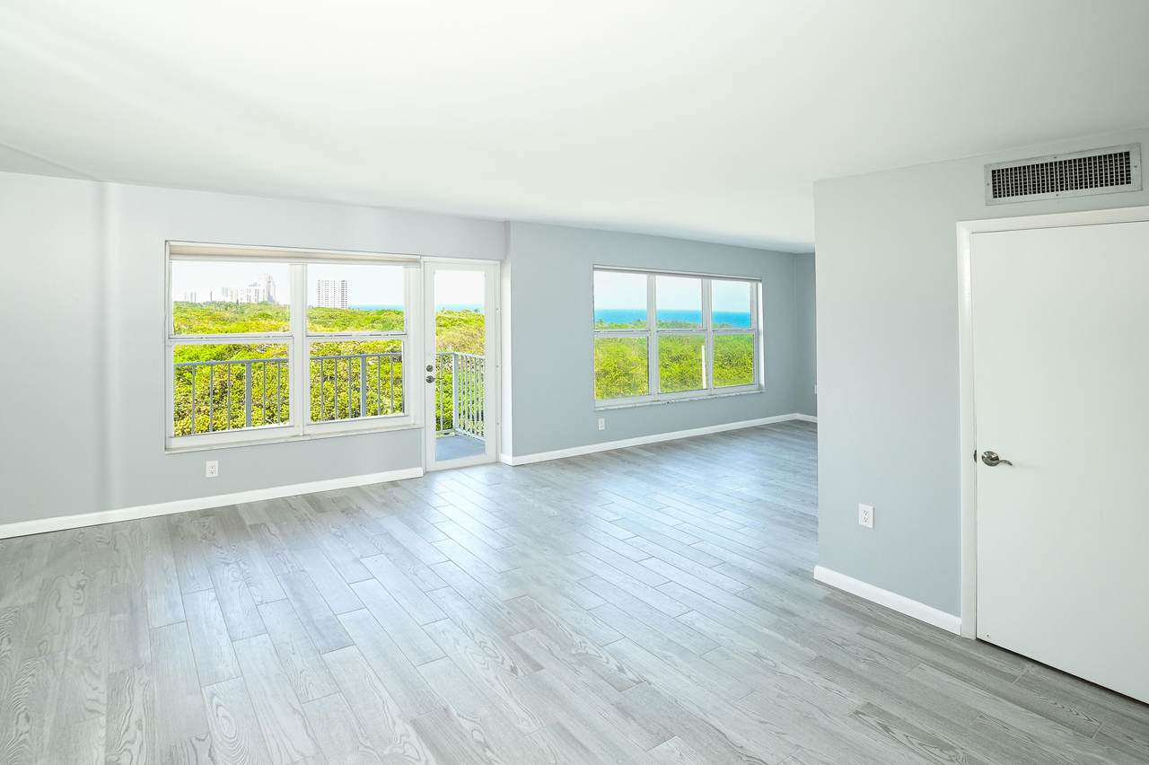3000 Sunrise Boulevard - Photo 1