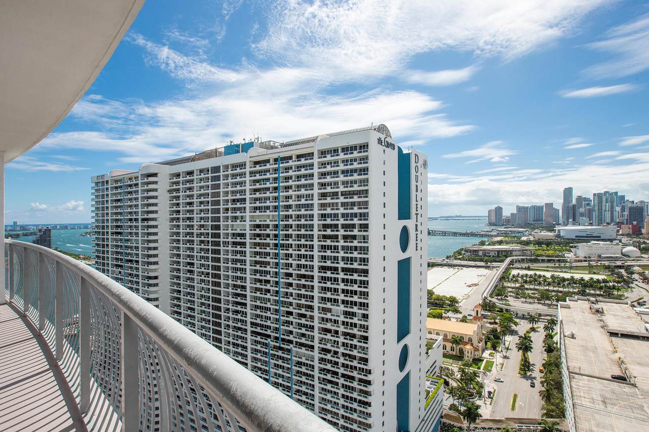 1750 Bayshore Drive - Photo 1