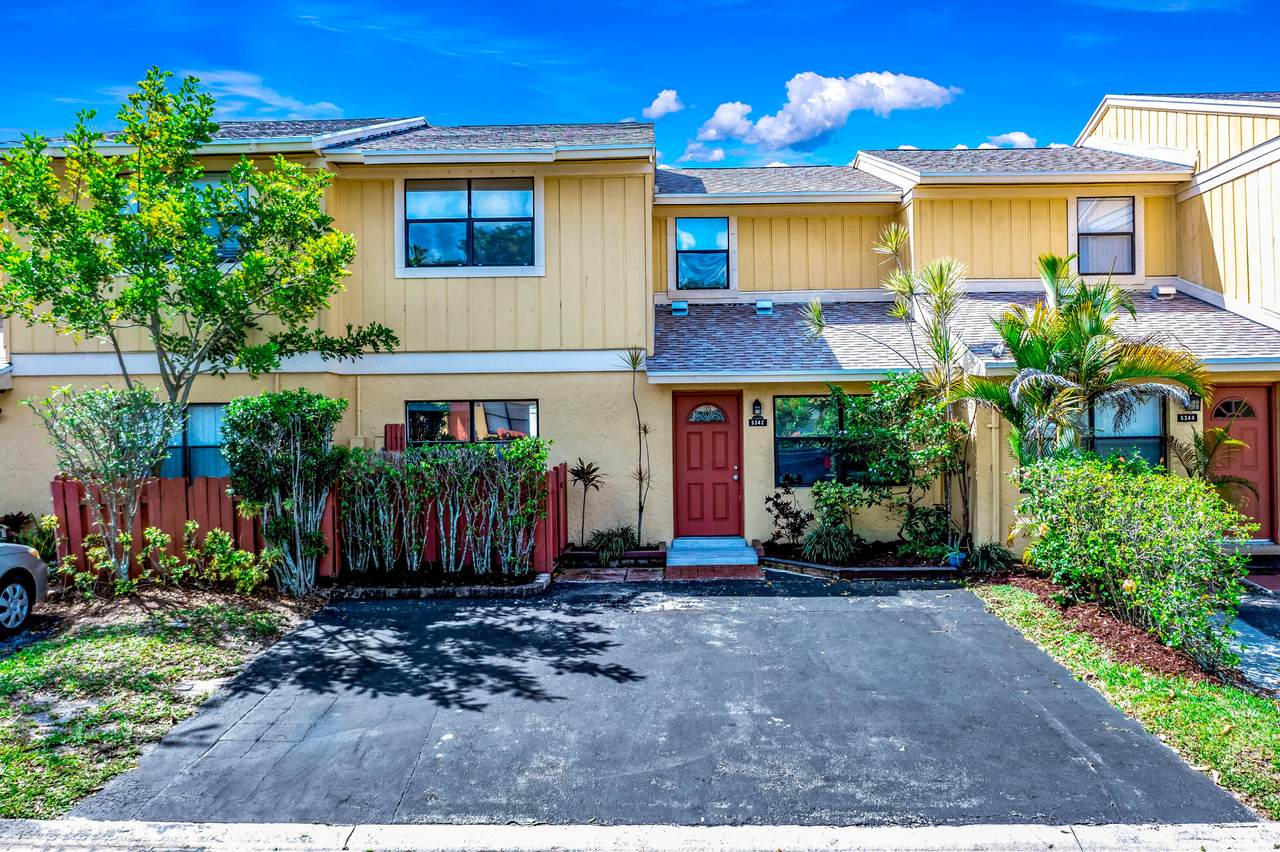5342 Jog Lane - Photo 1