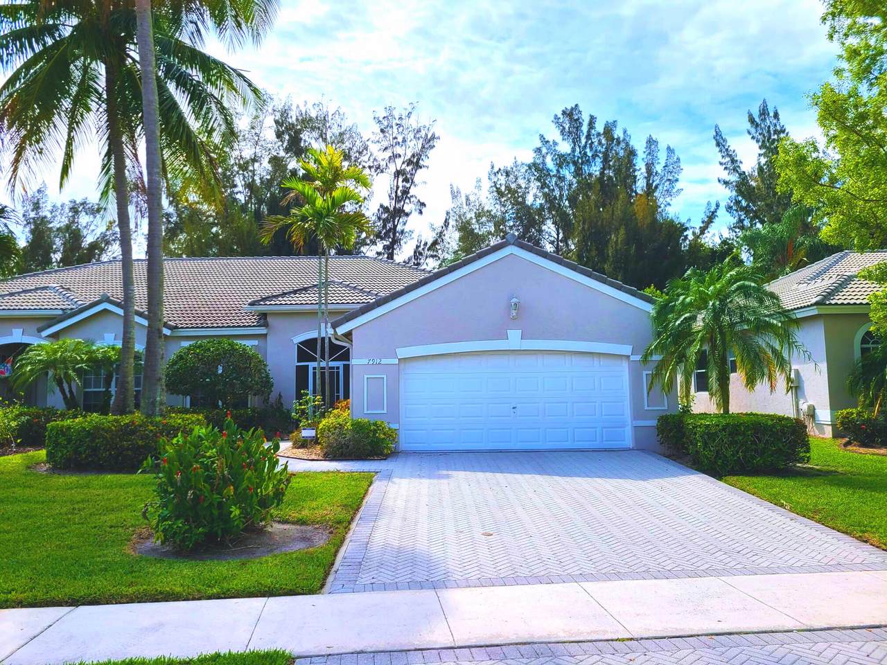 7912 Rockford Road - Photo 1