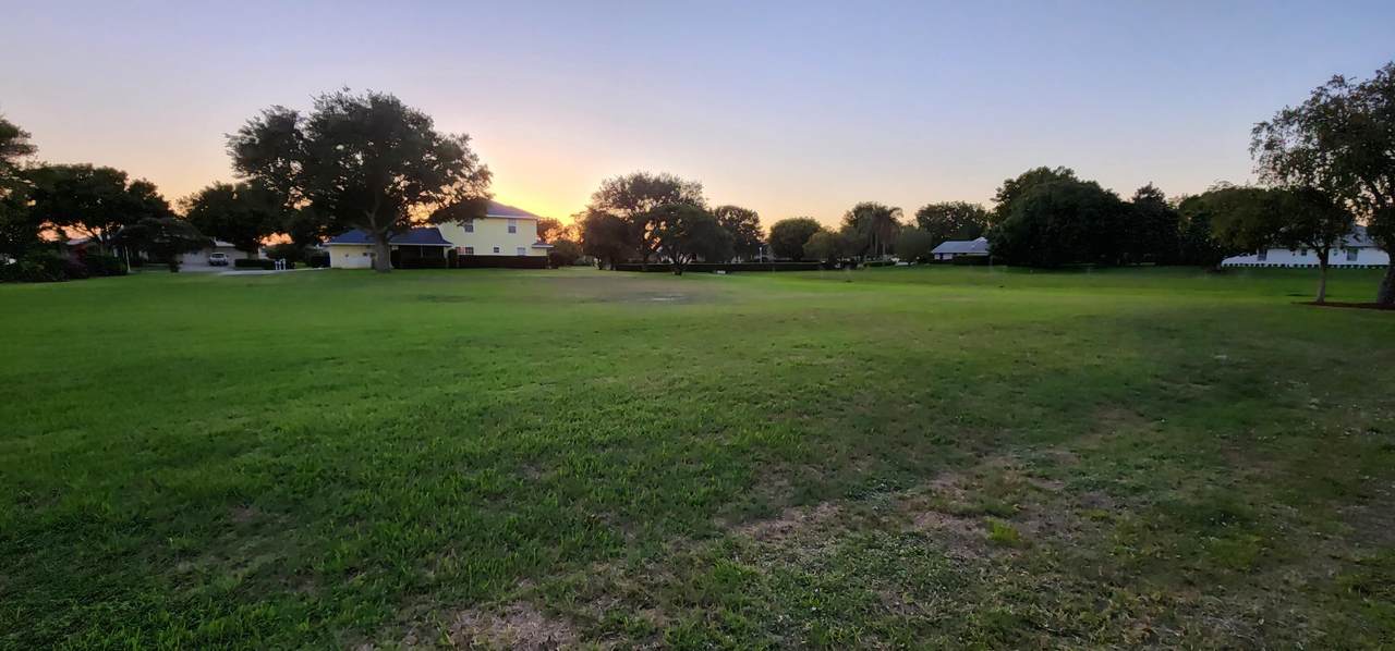 13 Meadowlake Circle - Photo 1
