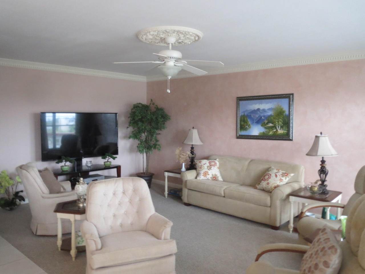406 Greenbrier C - Photo 1