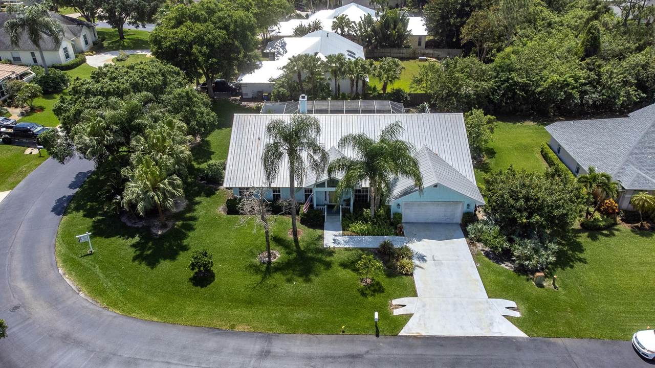 2180 Hunters Club Way - Photo 1