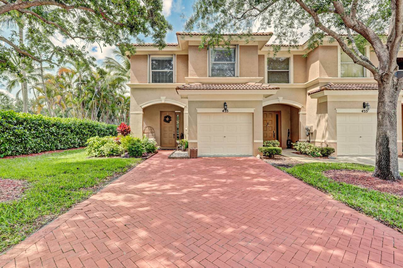435 Rainbow Springs Terrace - Photo 1