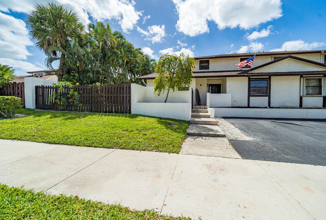 208 28th Avenue - Photo 1