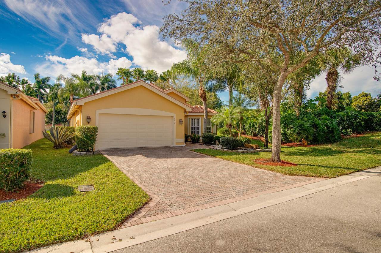 8836 Palm River Drive - Photo 1