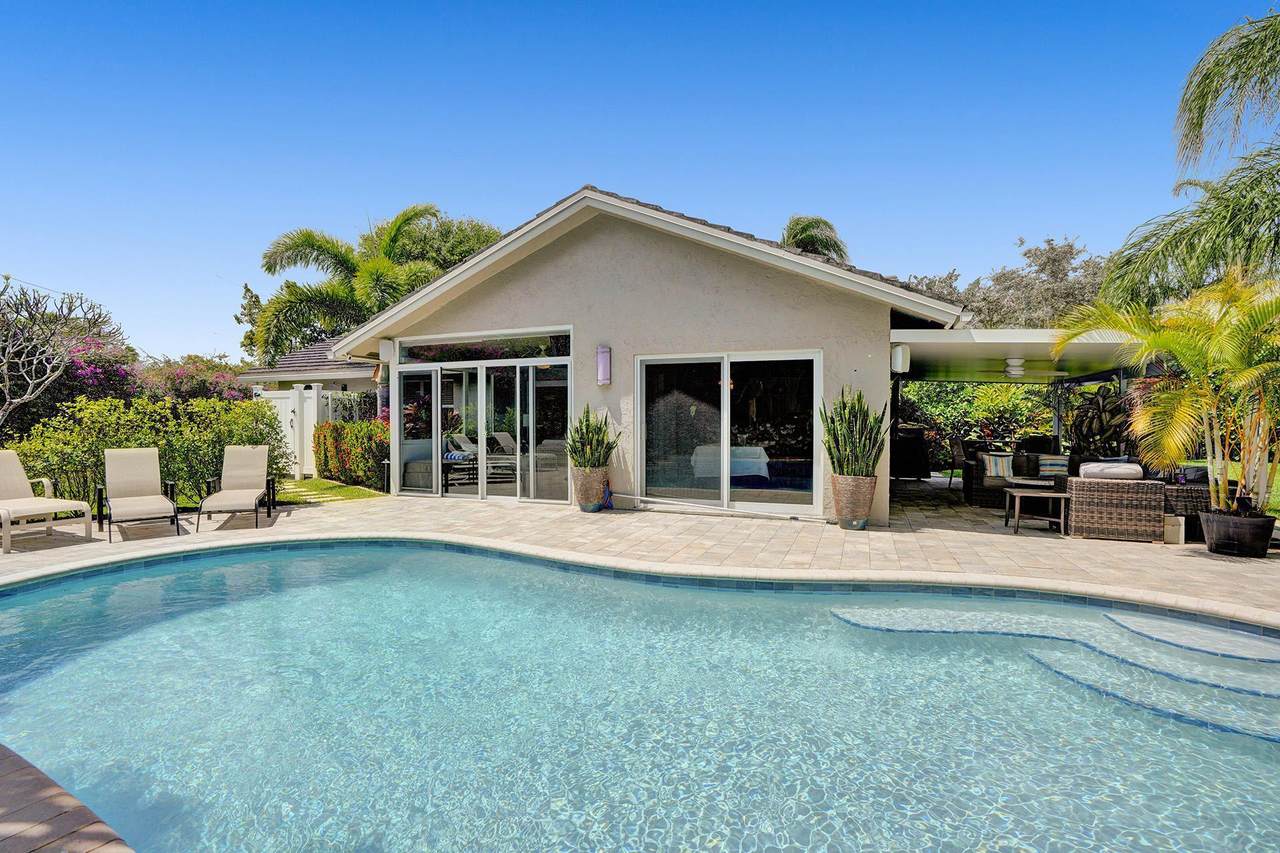 410 Enfield Terrace - Photo 1
