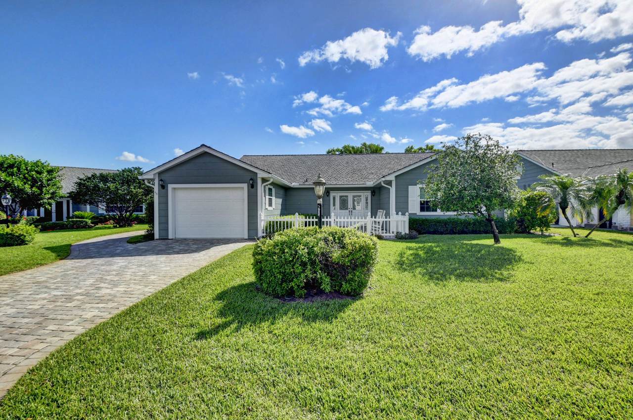 13 Holly Drive - Photo 1