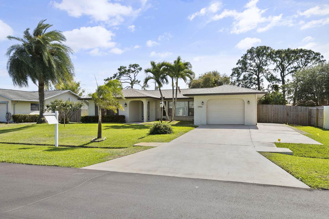 2466 Sidonia Street - Photo 1