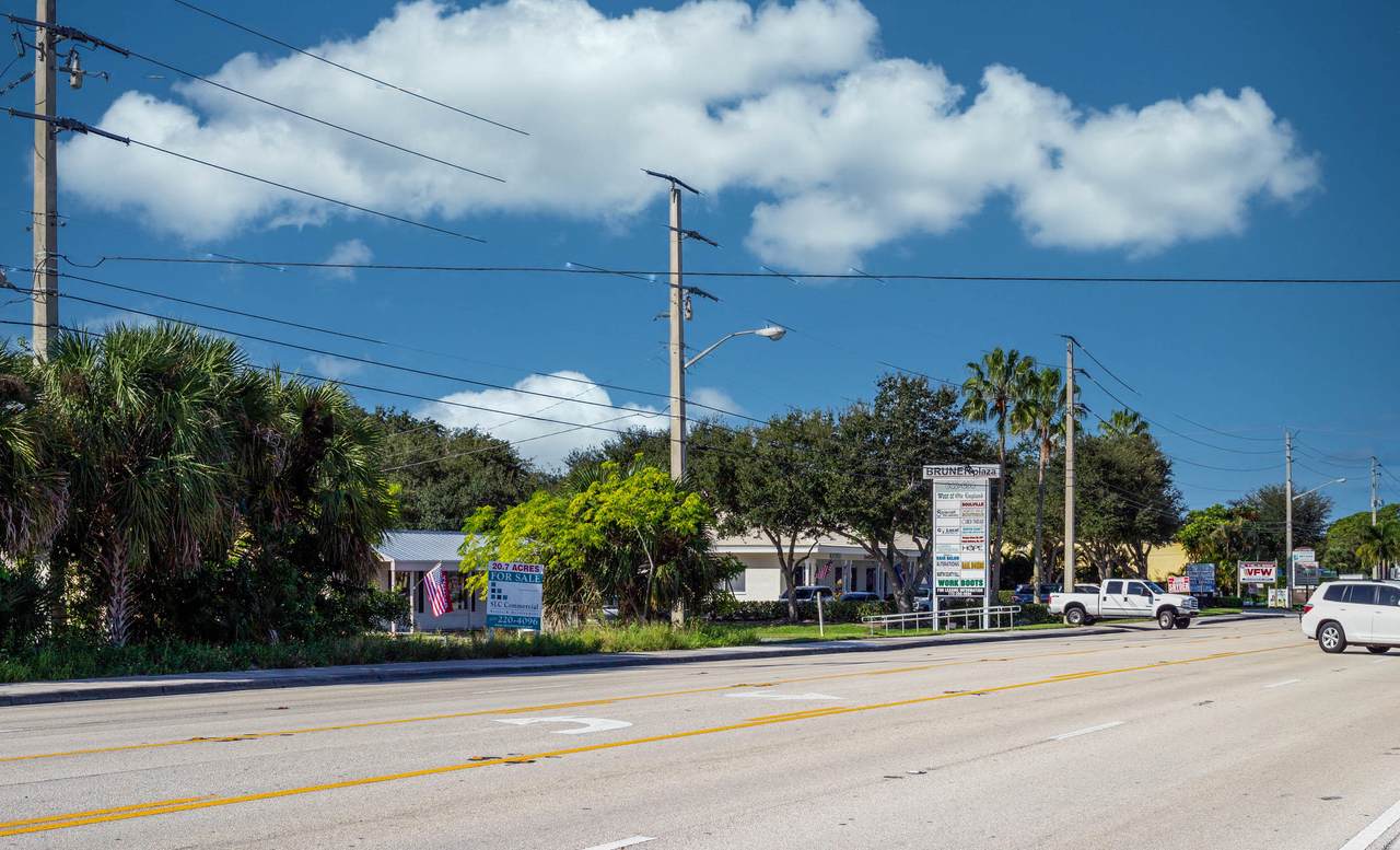 704 Monterey Road - Photo 1