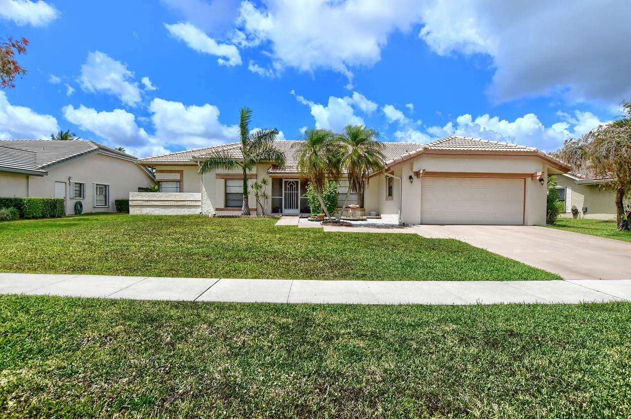 11590 Island Lakes Lane - Photo 1