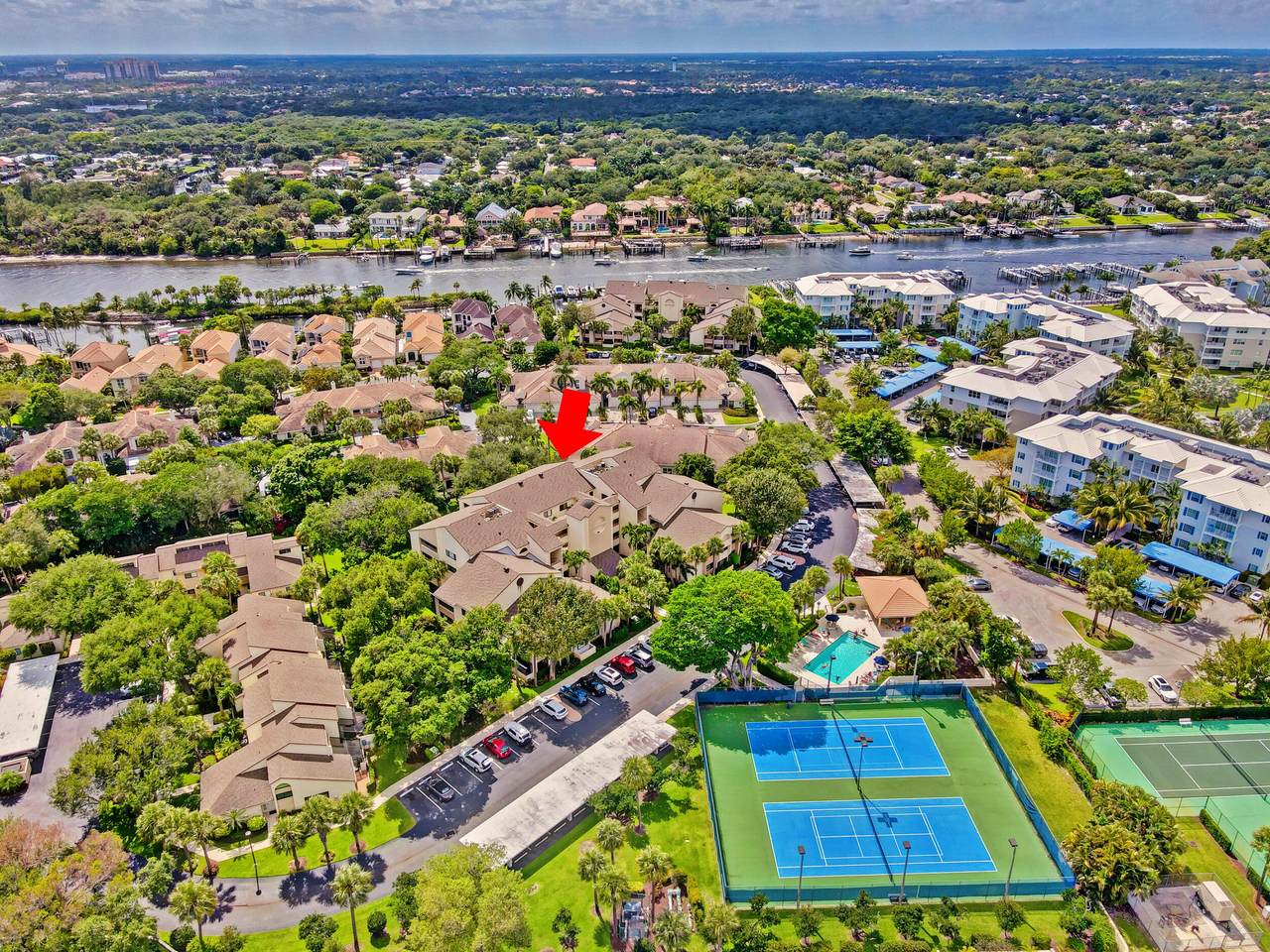335 Oak Harbour Drive - Photo 1