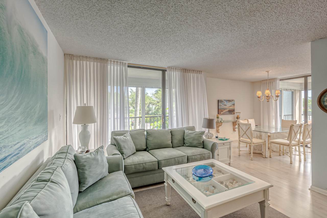 6815 Willow Wood Drive - Photo 1