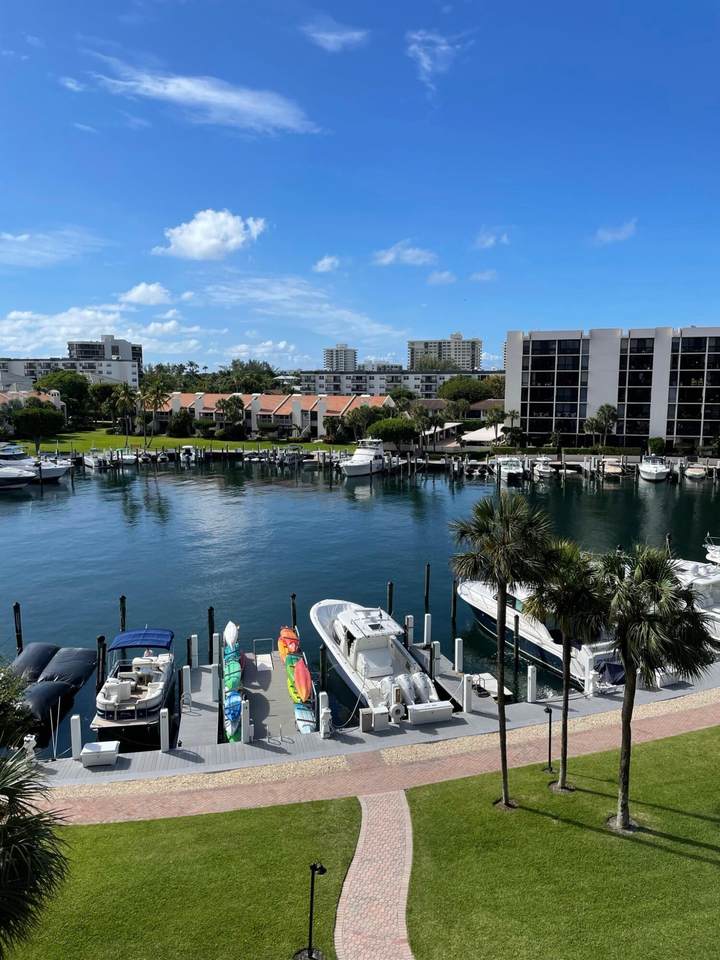 2707 Ocean Boulevard - Photo 1