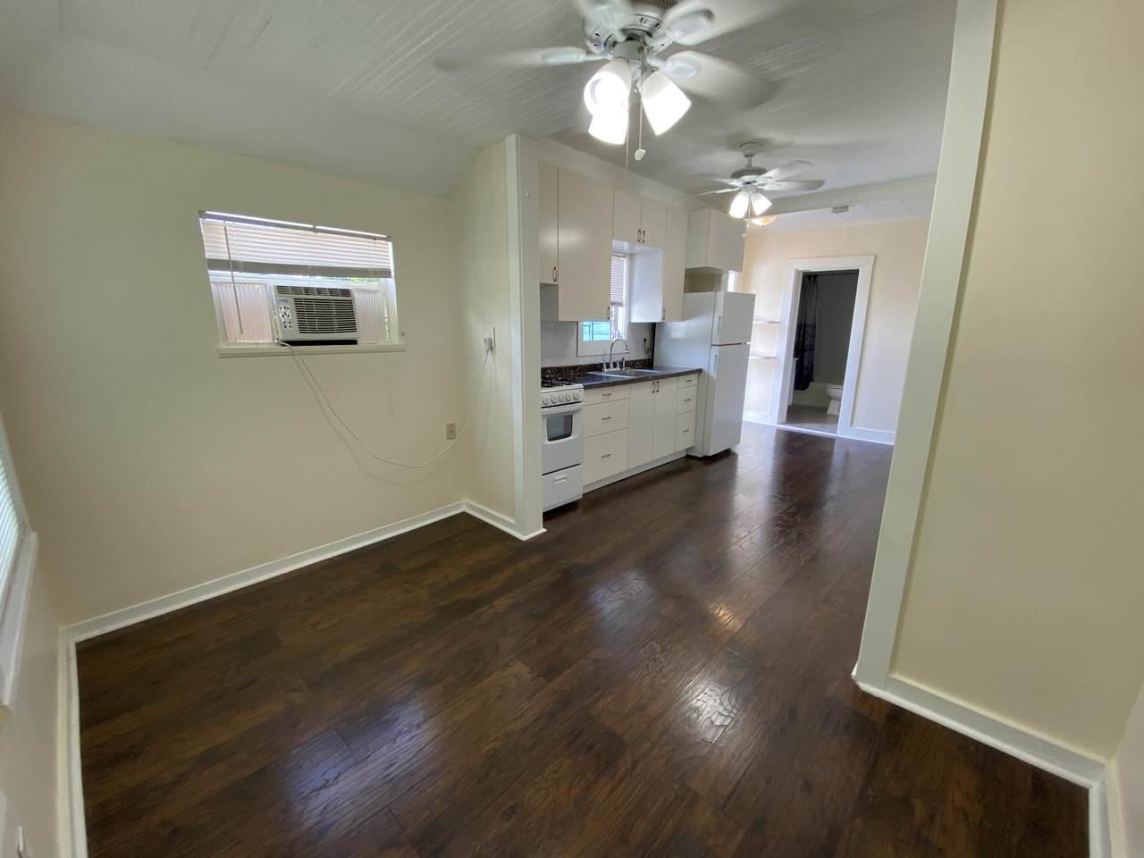 713 Federal Highway - Photo 1