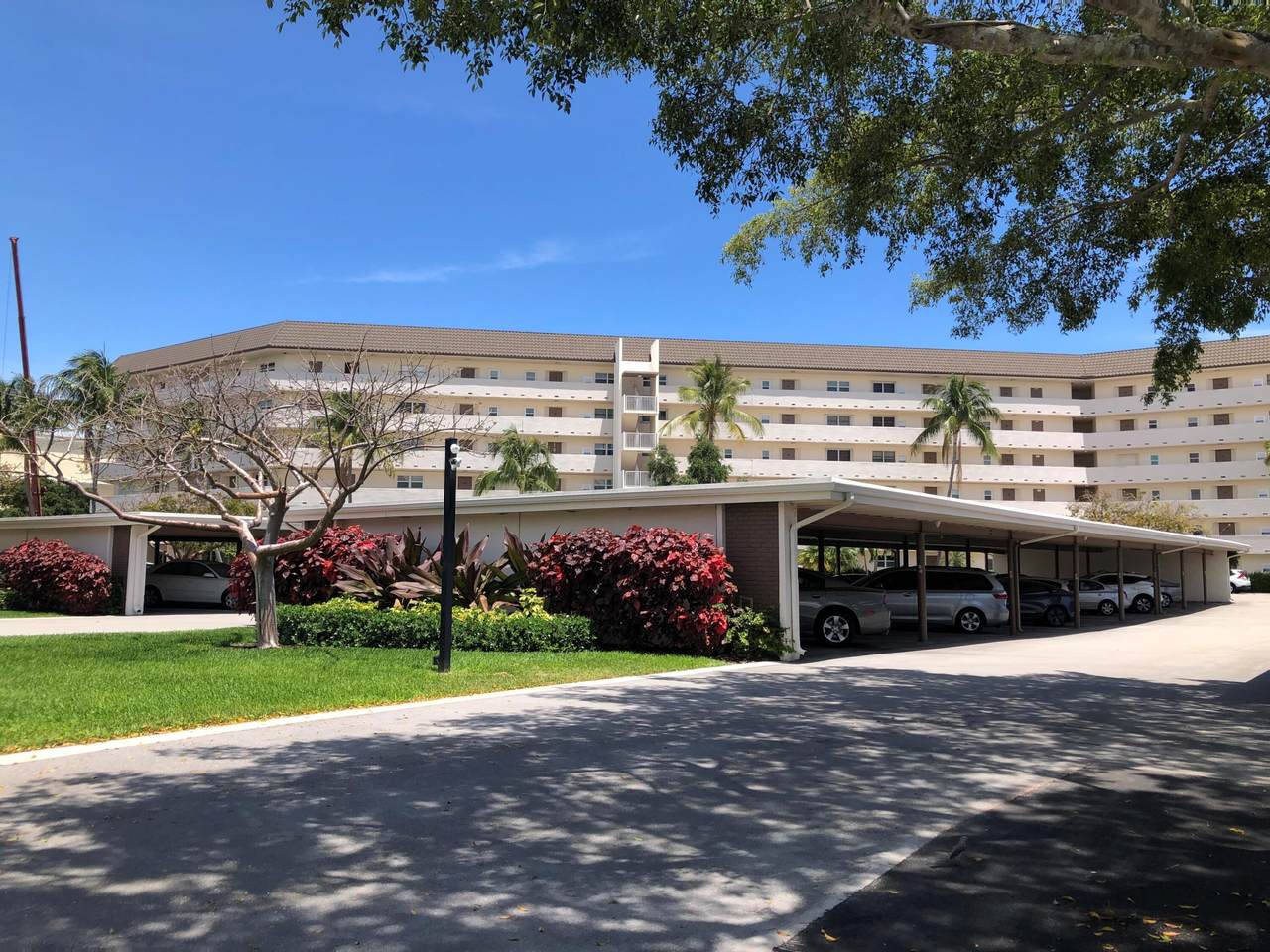 390 Federal Highway - Photo 1