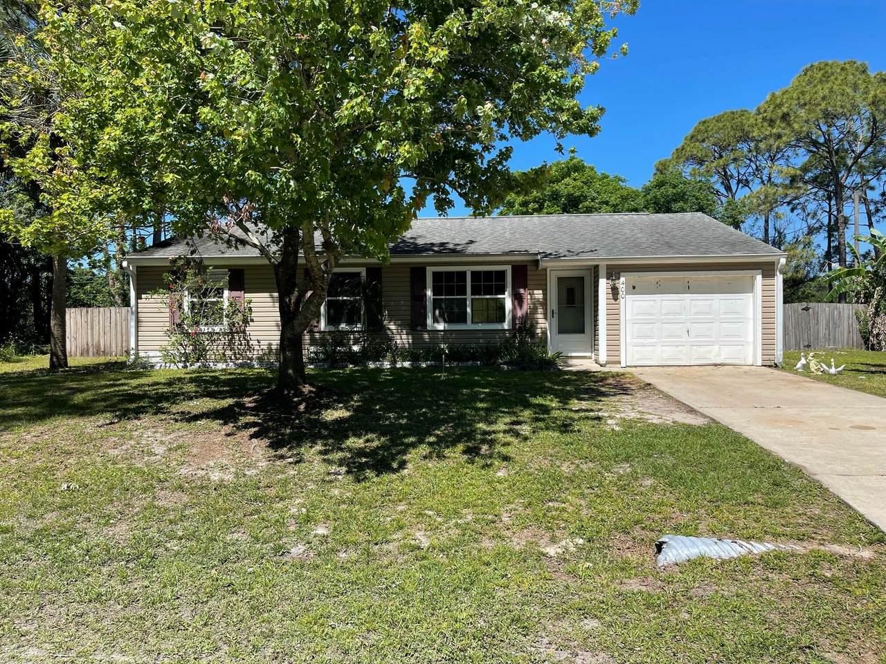 400 Calabria Avenue - Photo 1