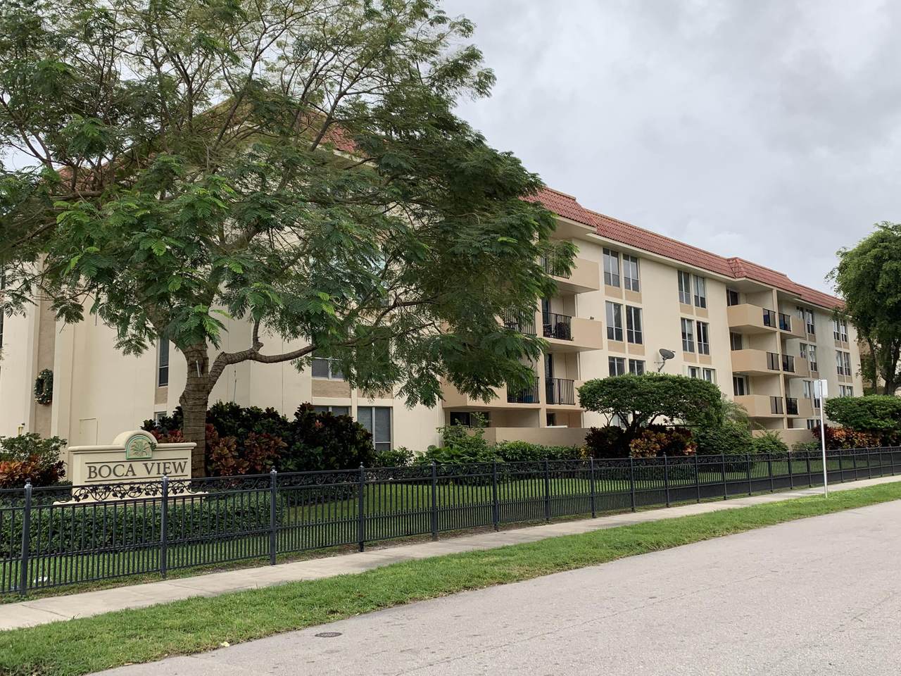 1000 Spanish River Road - Photo 1