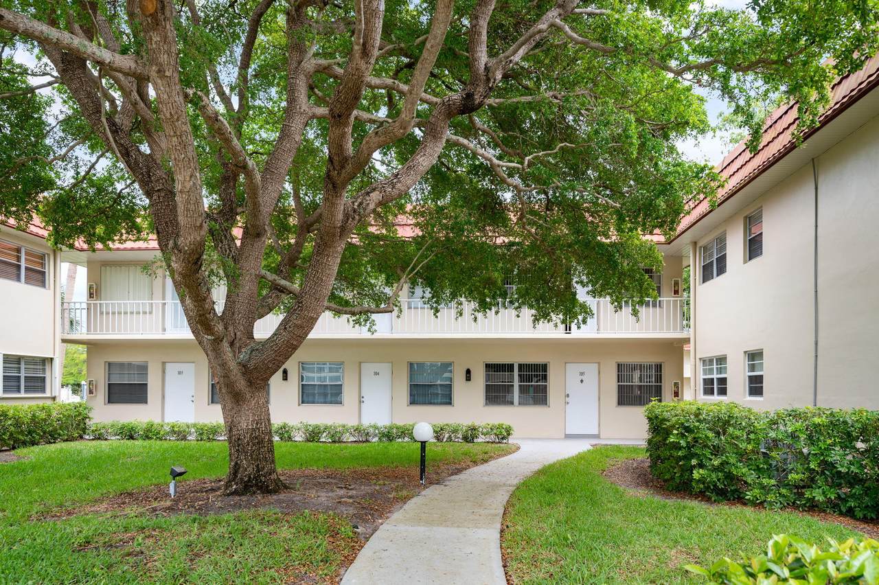 28 Pine Arbor Lane - Photo 1