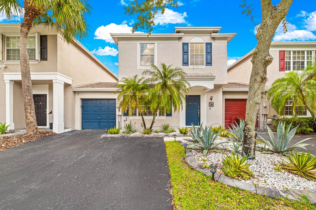 9611 Santa Rosa Drive - Photo 1