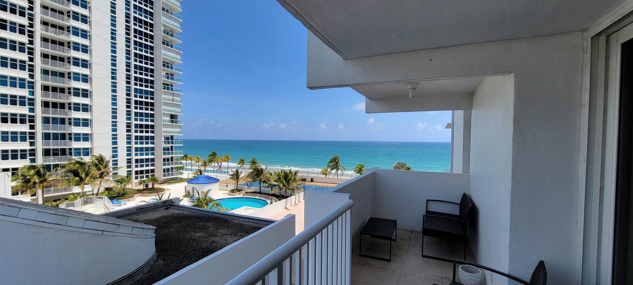 1370 Ocean Boulevard - Photo 1