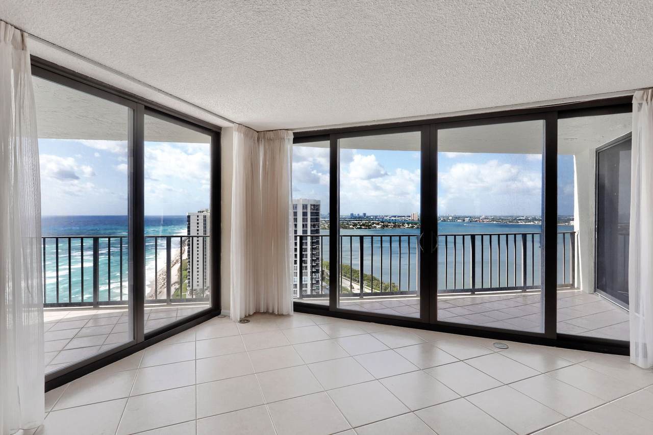 5420 Ocean Drive - Photo 1