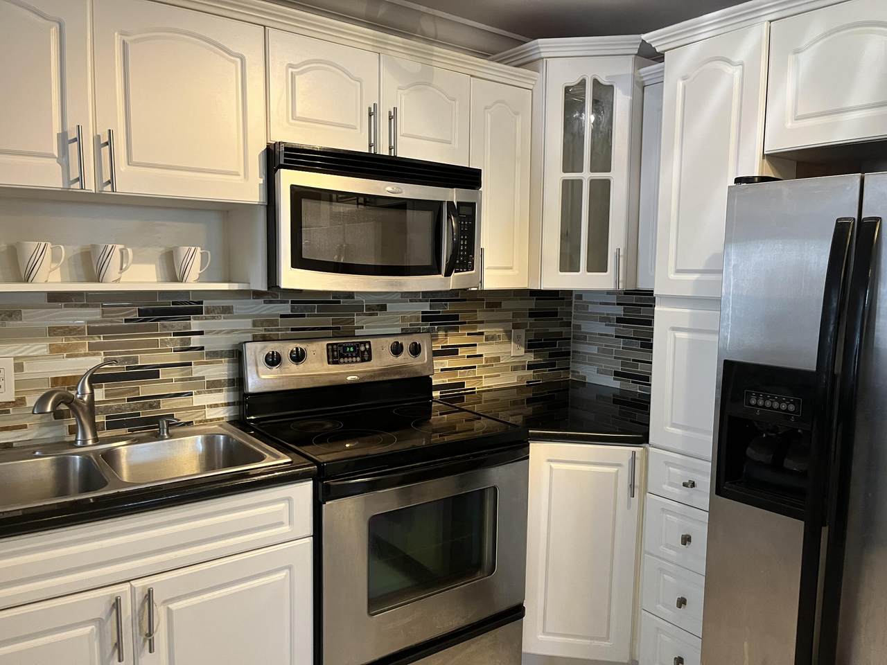 208 Meridian Avenue - Photo 1