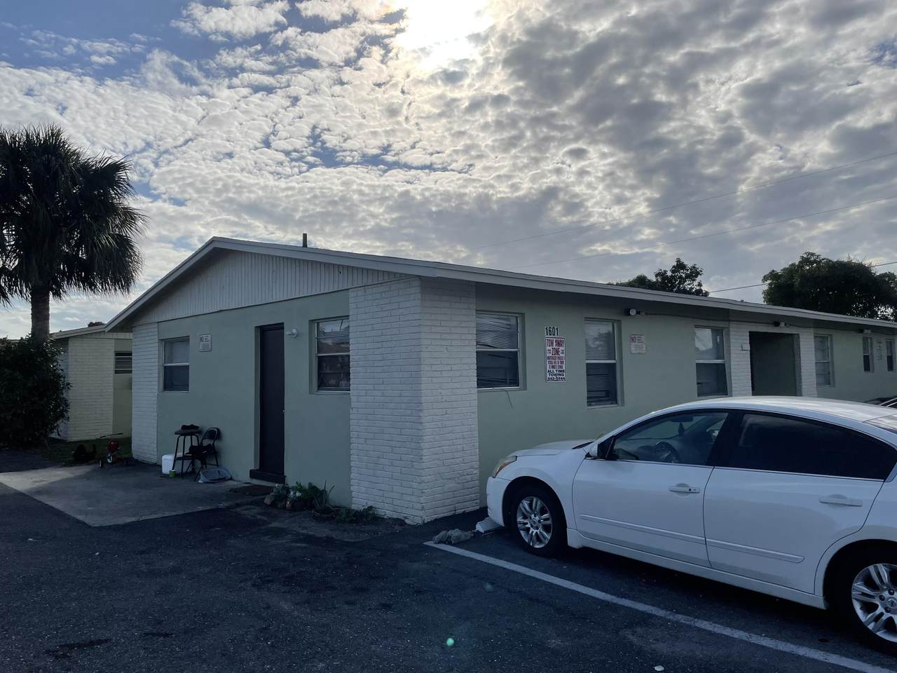 1601 Ac Evans Street - Photo 1