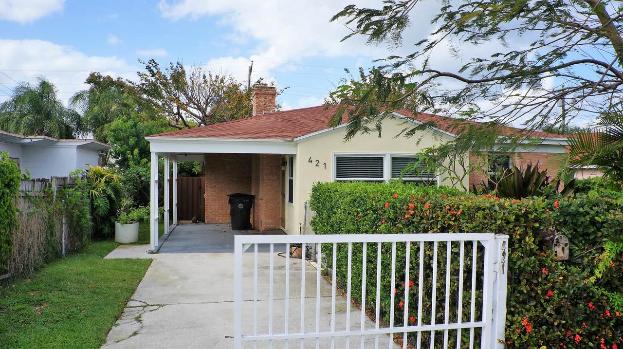 421 Pilgrim Road - Photo 1