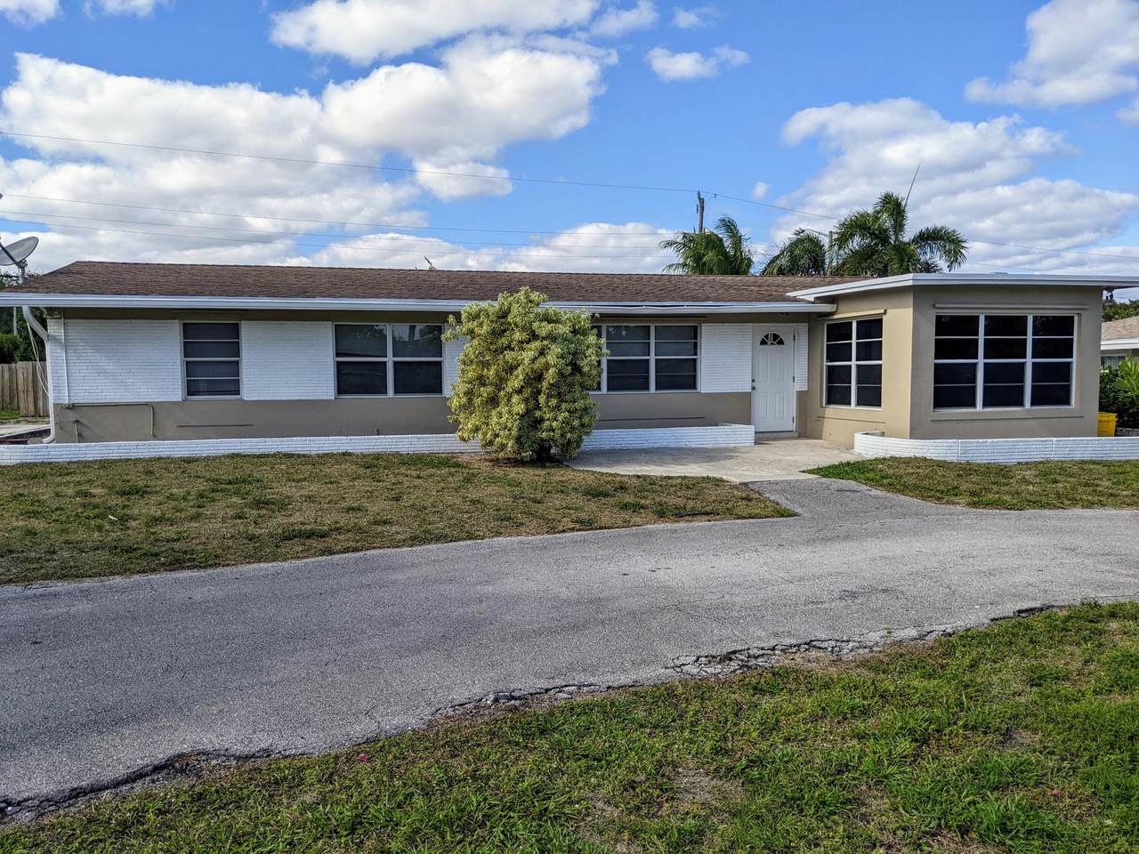 299 12th Street - Photo 1