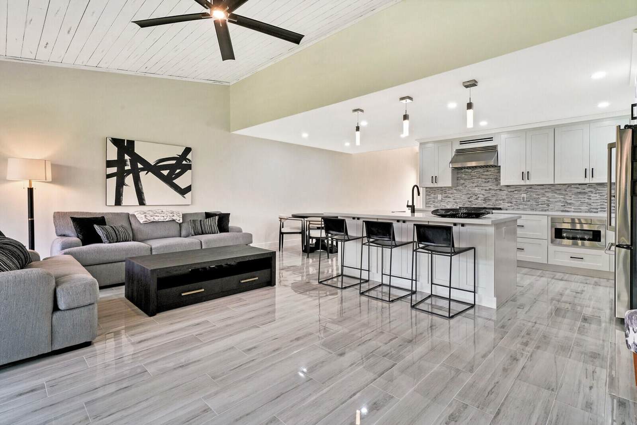 218 Old Meadow Way - Photo 1