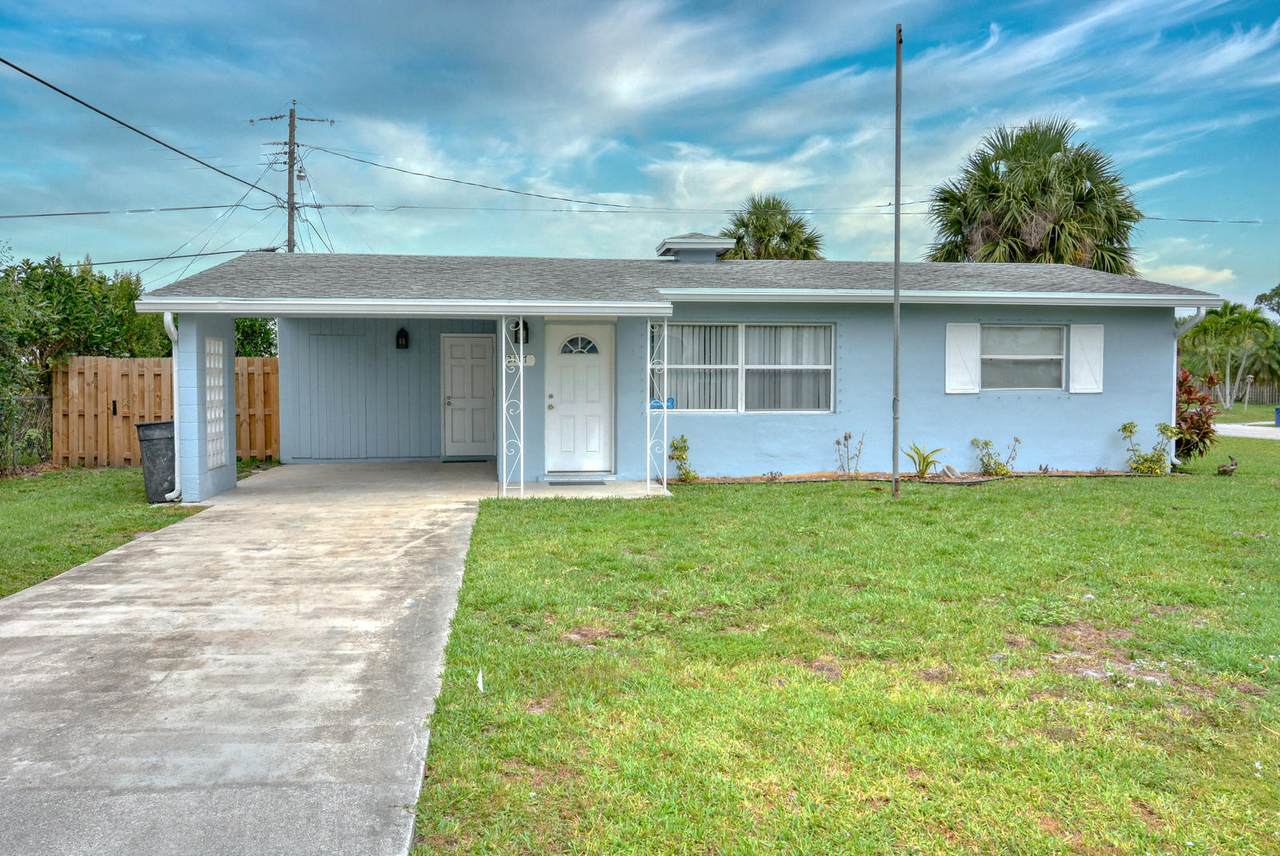 2117 Monroe Street - Photo 1