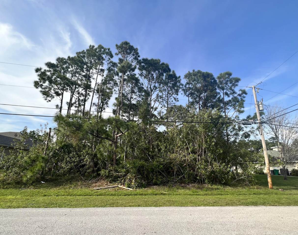 5833 Wesley Road - Photo 1