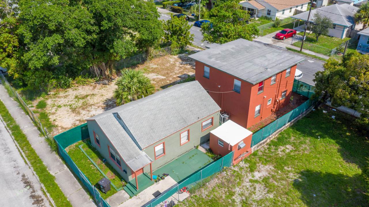 1013 State Street - Photo 1