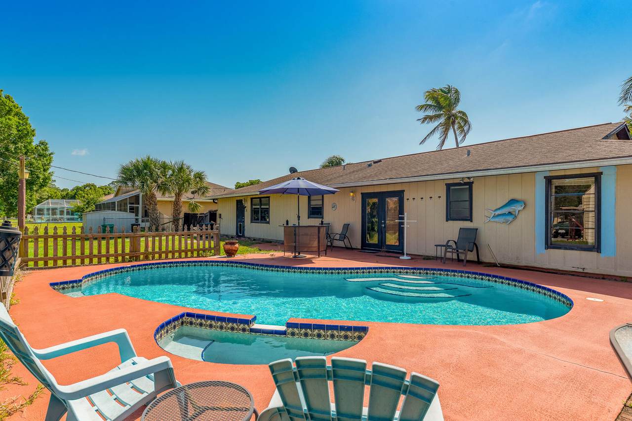 4702 Buchanan Drive - Photo 1