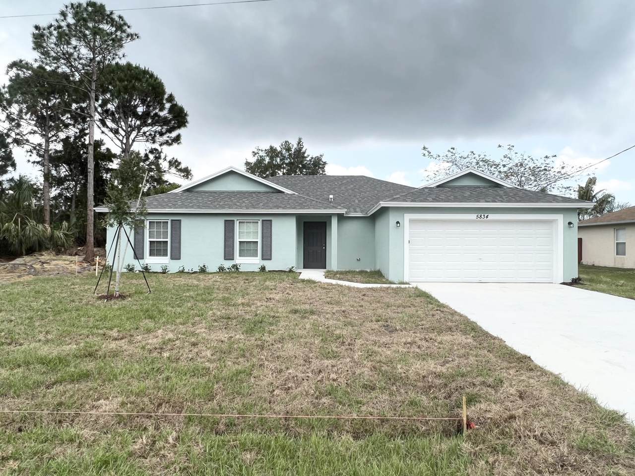 1852 Monterrey Lane - Photo 1