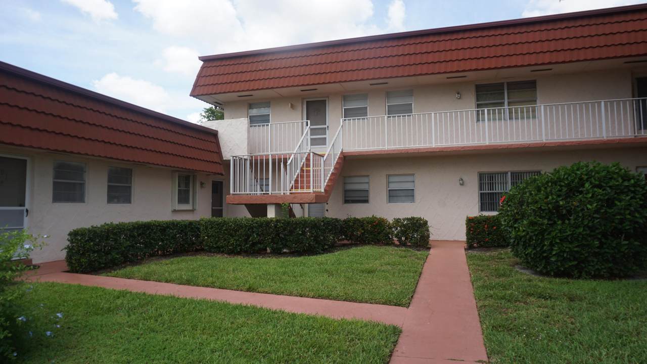 12006 Poinciana Boulevard - Photo 1