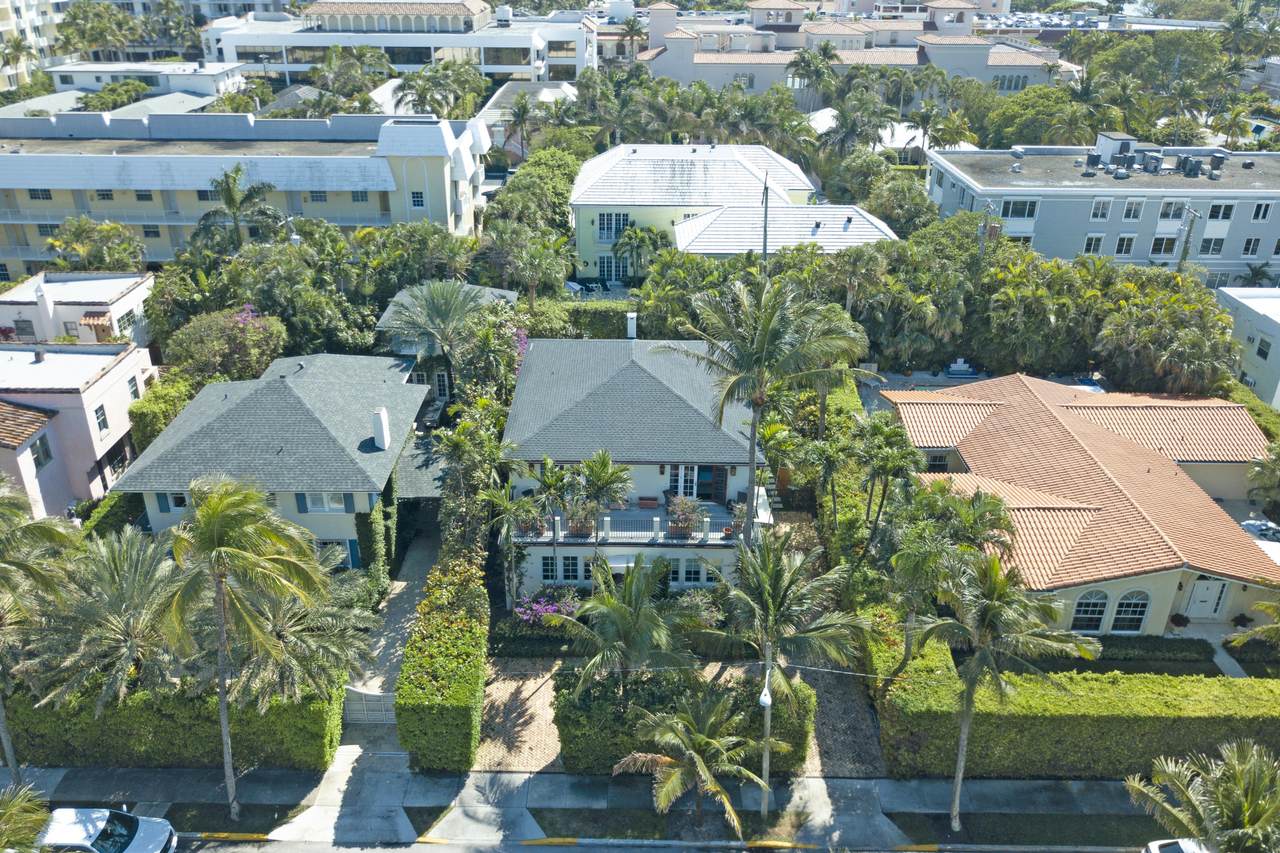136 Chilean Avenue - Photo 1