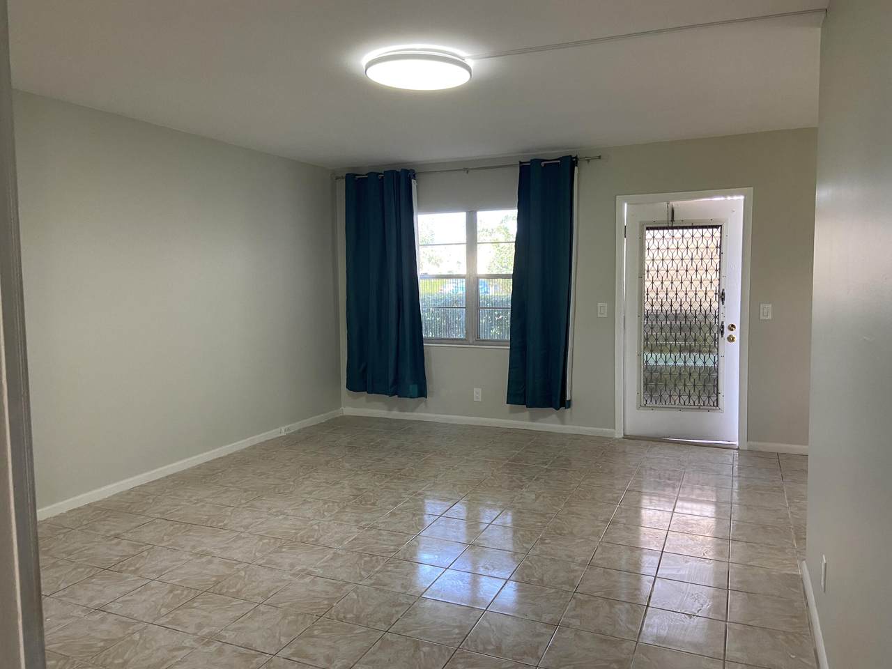 341 Brighton I - Photo 1