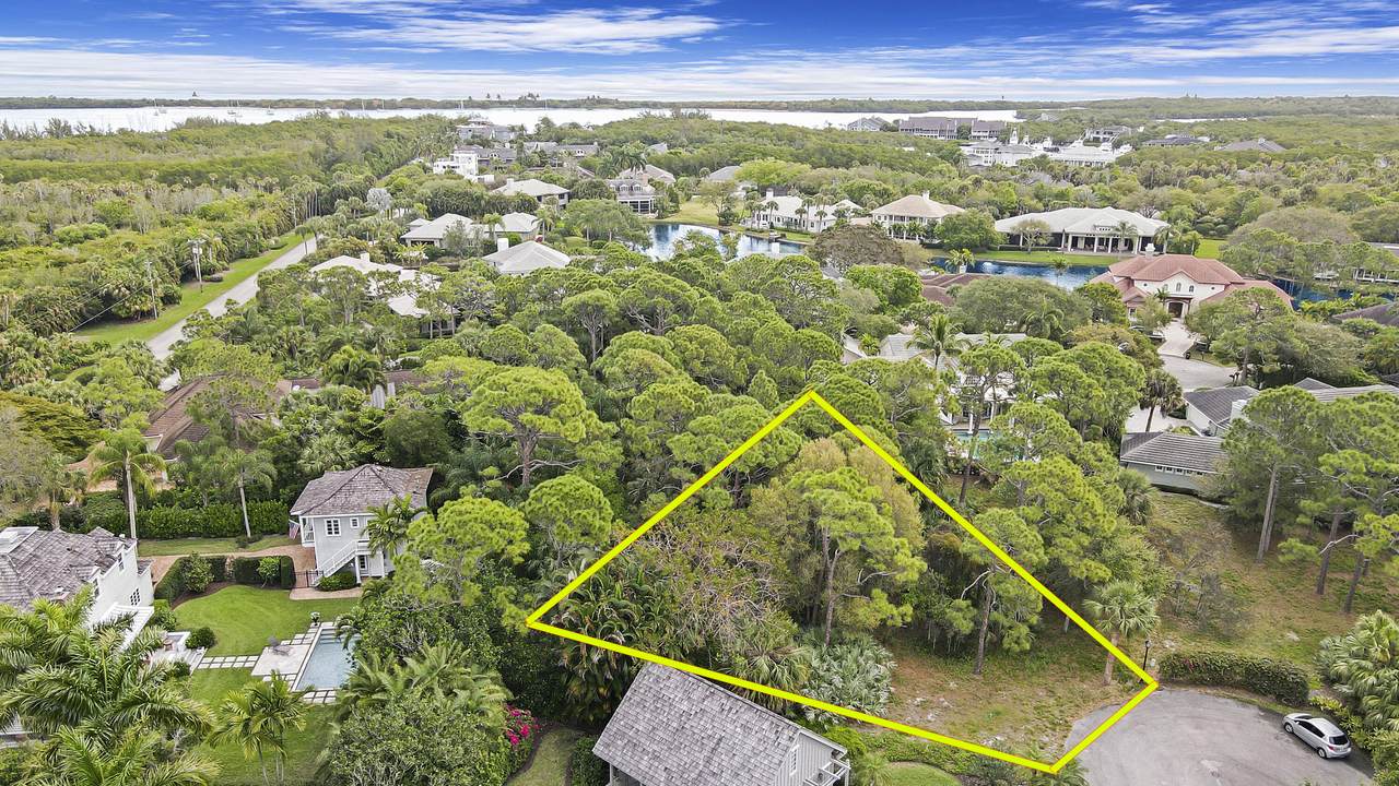 7604 Sanderling Place - Photo 1
