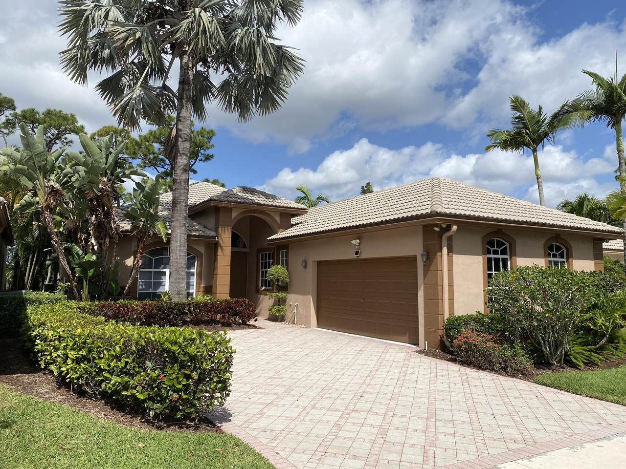 5401 Fountains Drive - Photo 1