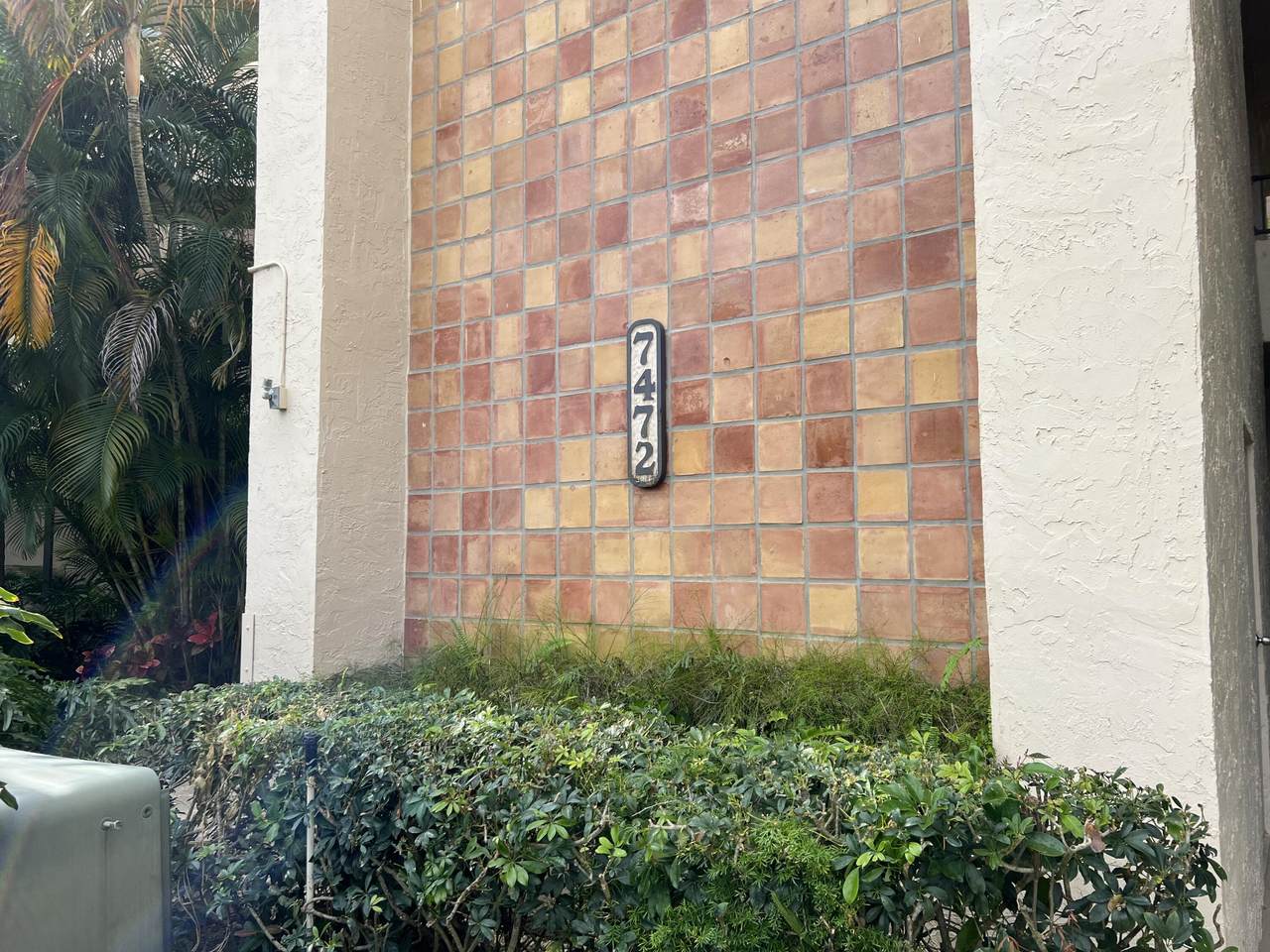 7472 La Paz Boulevard - Photo 1