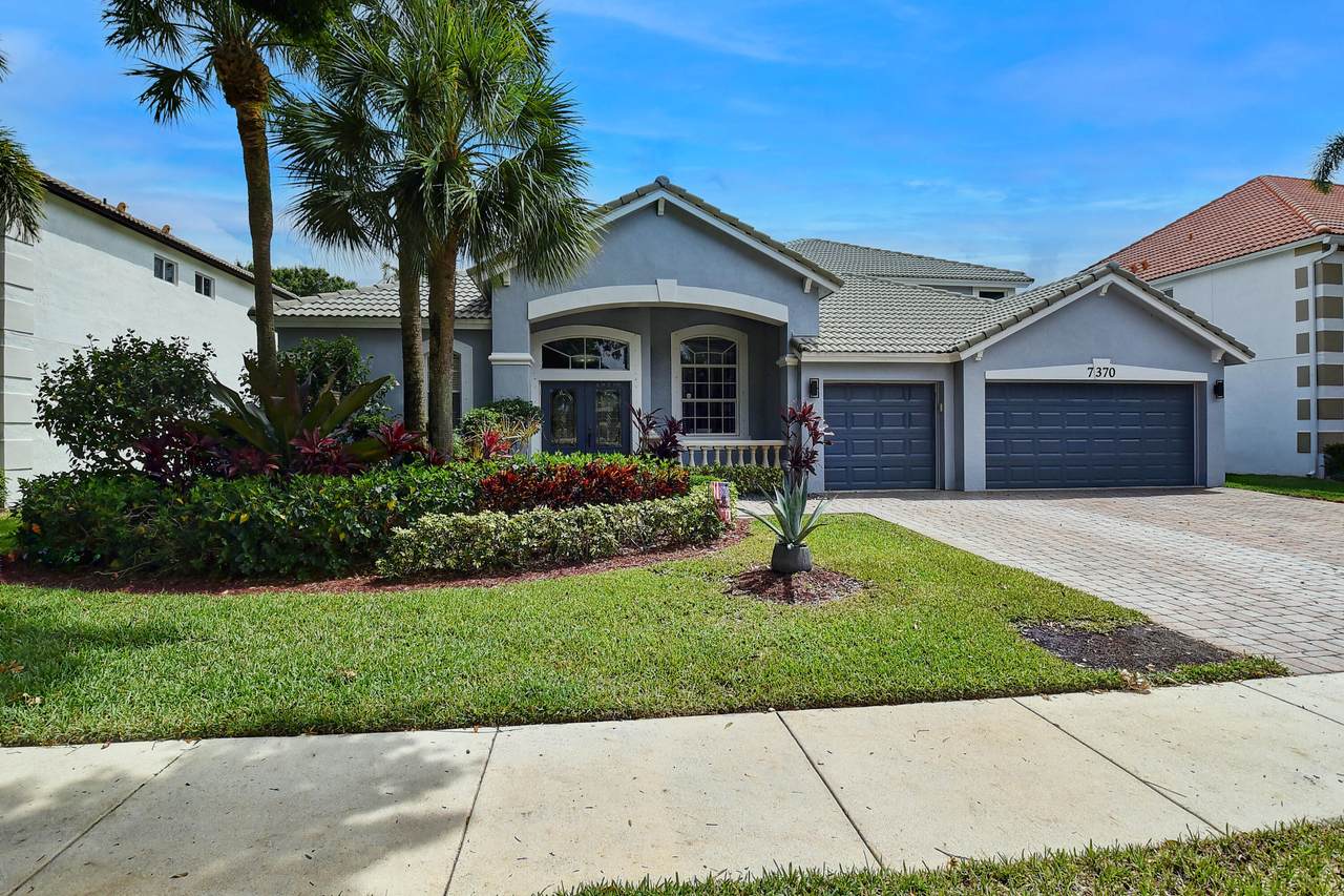 7370 Serrano Terrace - Photo 1