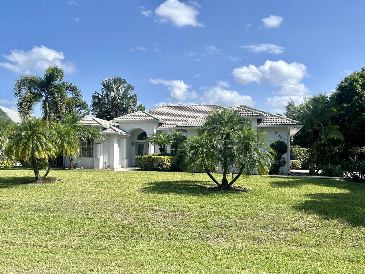 3690 Canoe Creek Terrace - Photo 1